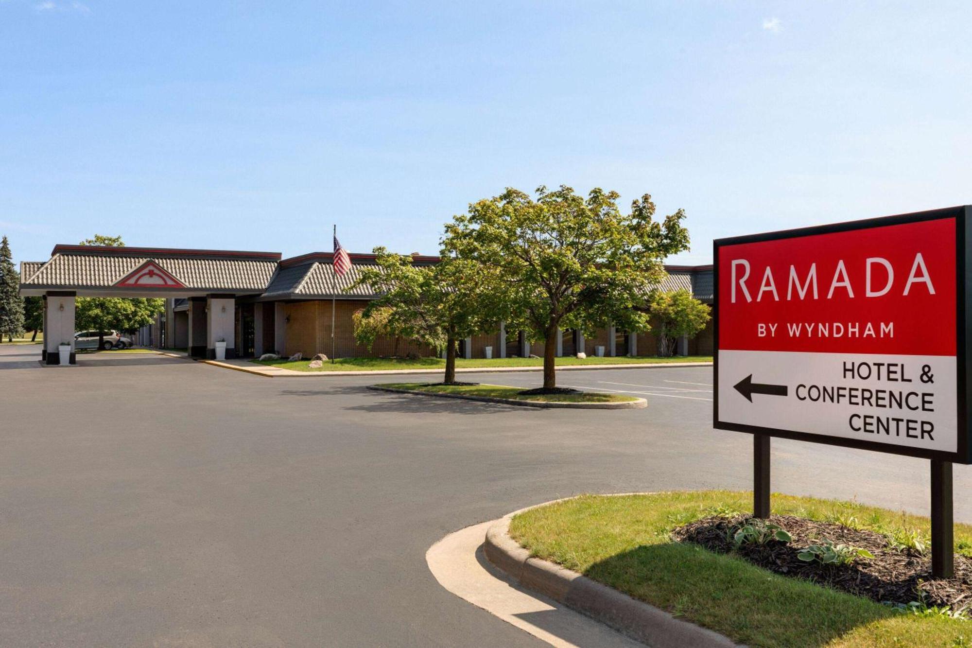 Ramada By Wyndham Alpena Ξενοδοχείο Εξωτερικό φωτογραφία